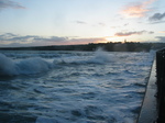 25580 Waves at quay.jpg